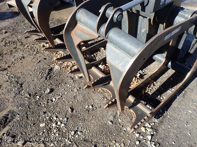 image for item FH9503 2015 Bobcat 66RT grapple bucket