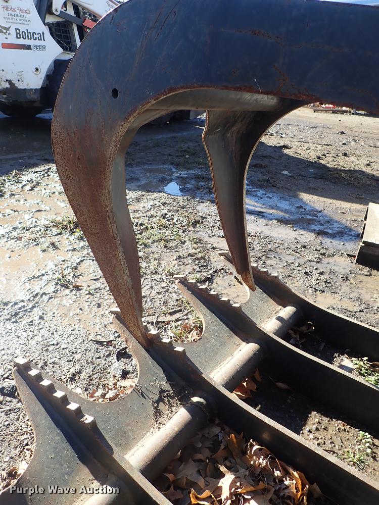 image for item FH9503 2015 Bobcat 66RT grapple bucket