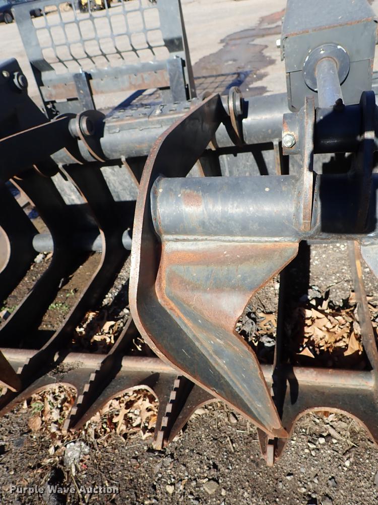 image for item FH9503 2015 Bobcat 66RT grapple bucket