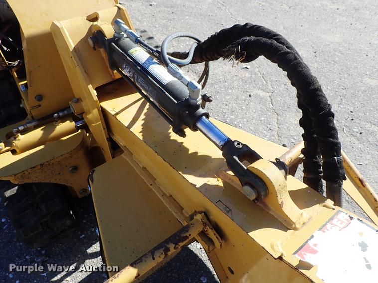 image for item FH9504 2014 Vermeer SC30TX stump grinder