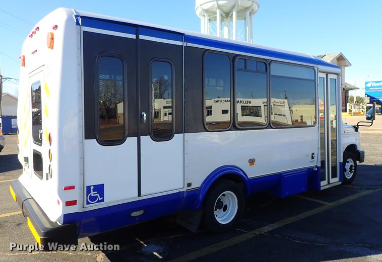 image for item FH9505 2012 Ford Econoline E450 Eldorado Aerotech 220 shuttle bus