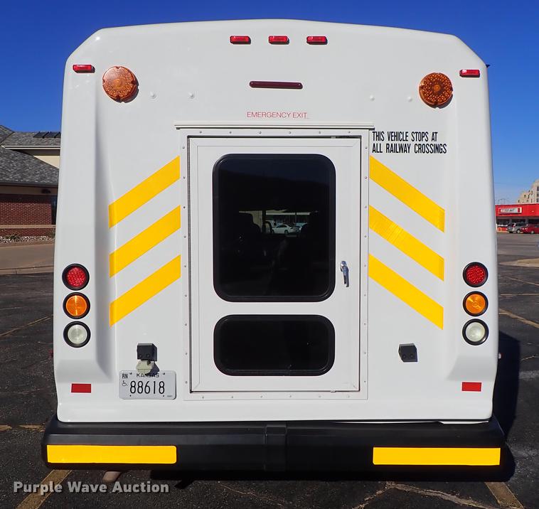 image for item FH9505 2012 Ford Econoline E450 Eldorado Aerotech 220 shuttle bus