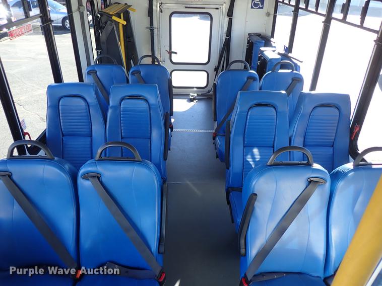 image for item FH9505 2012 Ford Econoline E450 Eldorado Aerotech 220 shuttle bus