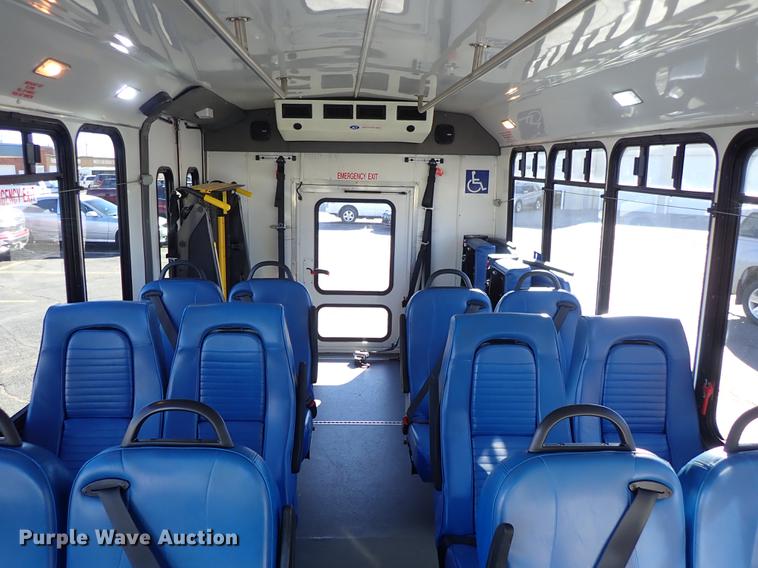 image for item FH9505 2012 Ford Econoline E450 Eldorado Aerotech 220 shuttle bus