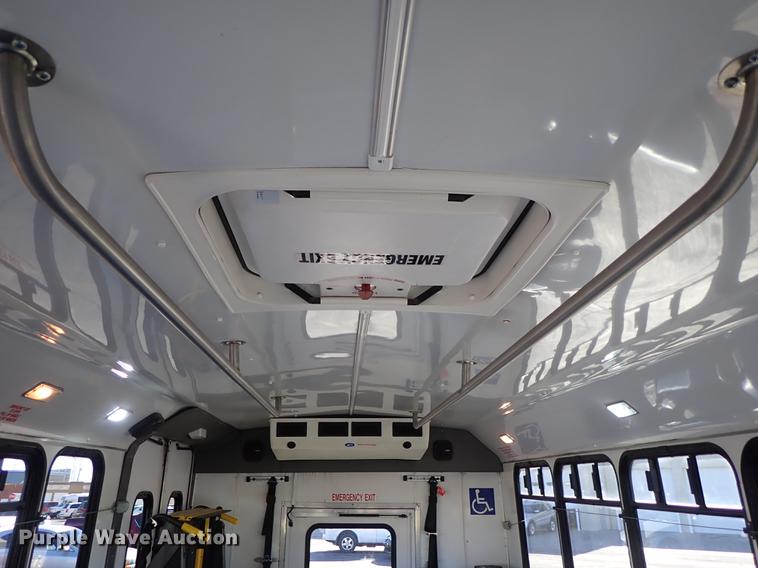 image for item FH9505 2012 Ford Econoline E450 Eldorado Aerotech 220 shuttle bus