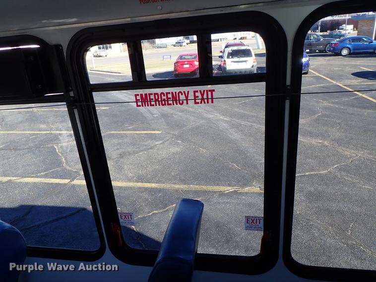 image for item FH9505 2012 Ford Econoline E450 Eldorado Aerotech 220 shuttle bus