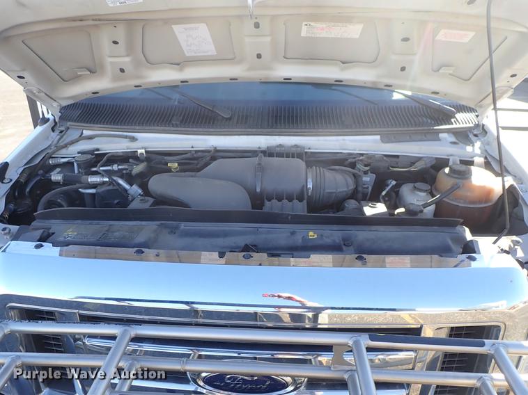 image for item FH9505 2012 Ford Econoline E450 Eldorado Aerotech 220 shuttle bus