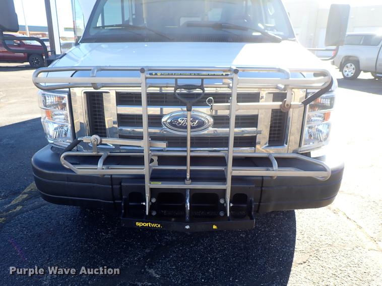 image for item FH9505 2012 Ford Econoline E450 Eldorado Aerotech 220 shuttle bus