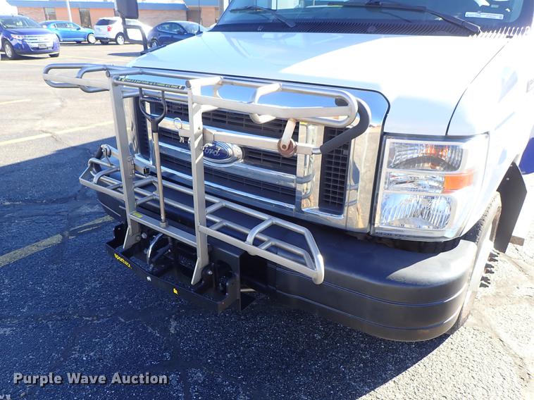 image for item FH9505 2012 Ford Econoline E450 Eldorado Aerotech 220 shuttle bus