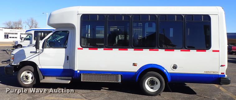 image for item FH9506 2014 Ford Econoline E450 Eldorado Aerotech 220 shuttle bus