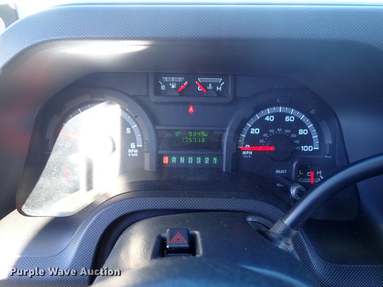 image for item FH9506 2014 Ford Econoline E450 Eldorado Aerotech 220 shuttle bus