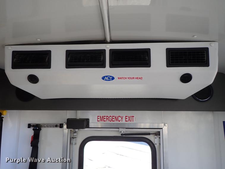 image for item FH9506 2014 Ford Econoline E450 Eldorado Aerotech 220 shuttle bus