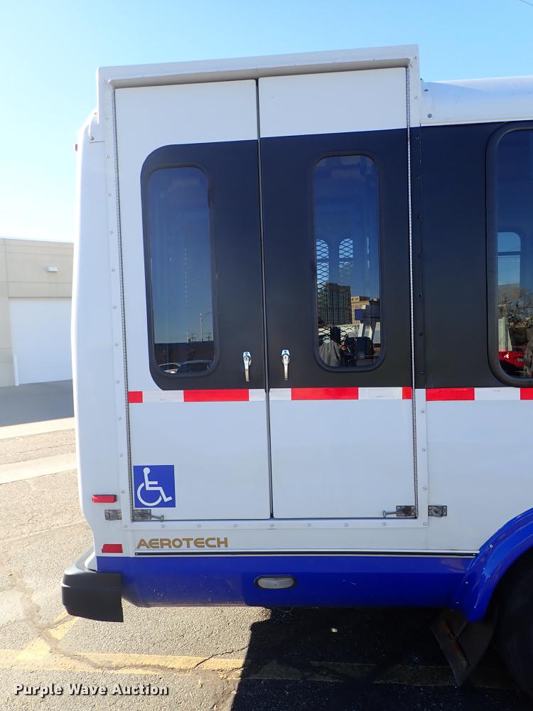 image for item FH9506 2014 Ford Econoline E450 Eldorado Aerotech 220 shuttle bus