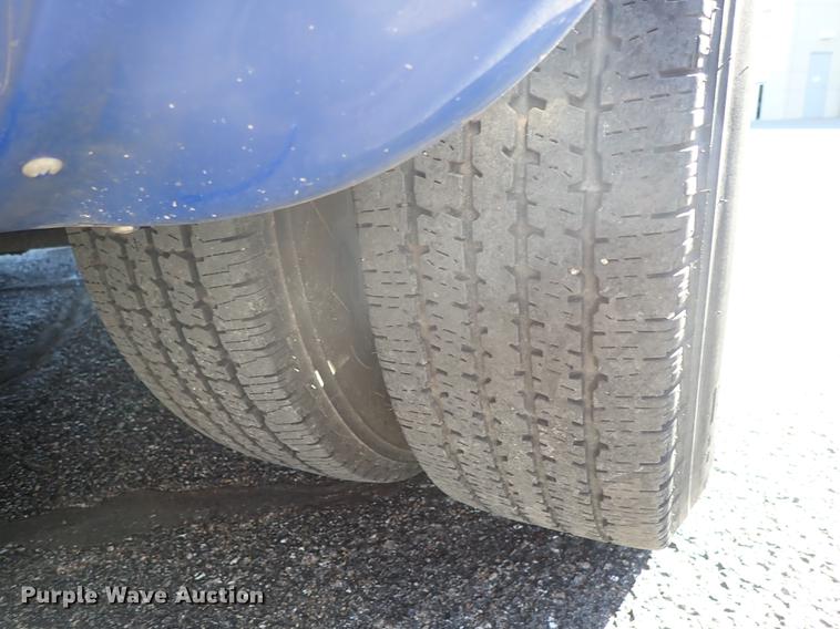 image for item FH9506 2014 Ford Econoline E450 Eldorado Aerotech 220 shuttle bus