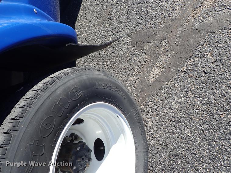 image for item FH9506 2014 Ford Econoline E450 Eldorado Aerotech 220 shuttle bus