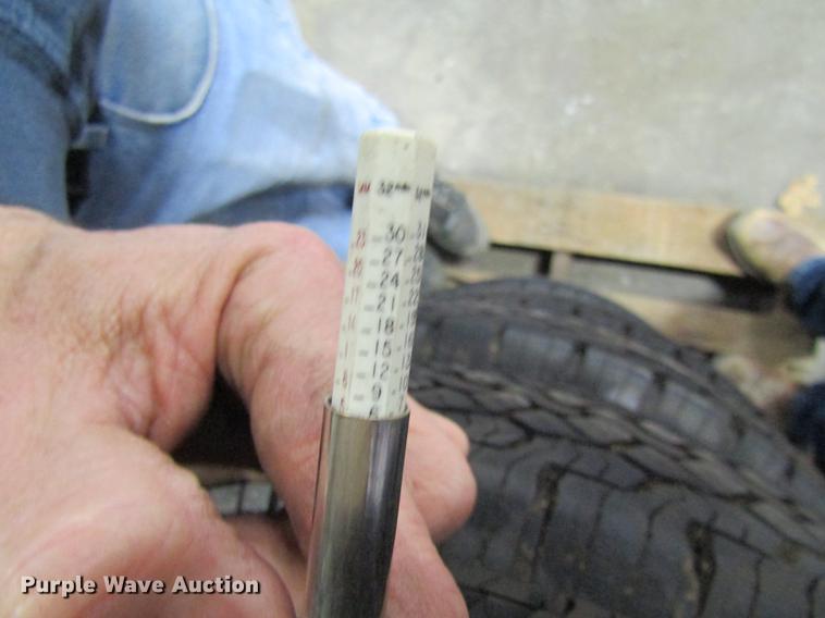 image for item FI9540 (22) tires