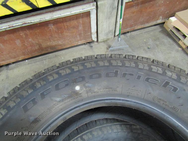 image for item FI9540 (22) tires