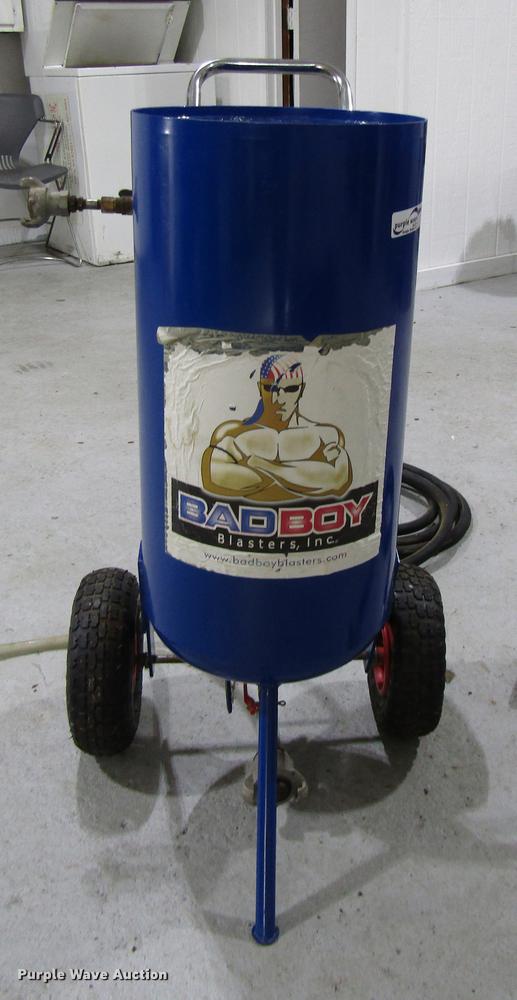 image for item FJ9566 Bady Boy sandblasting pot