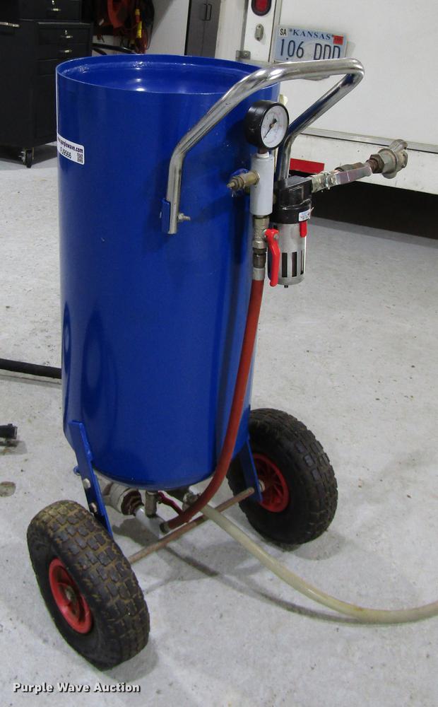 image for item FJ9566 Bady Boy sandblasting pot