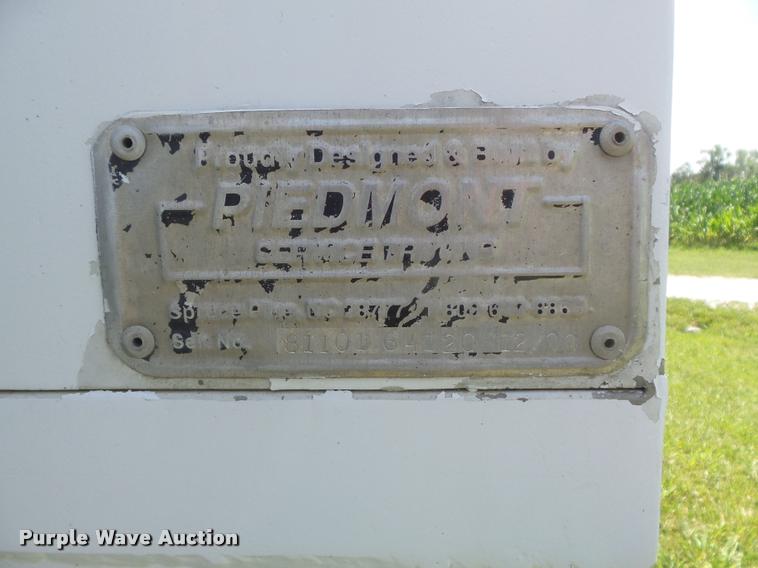 image for item K7559 2001 Ford F450 XL Super Duty tire service truck