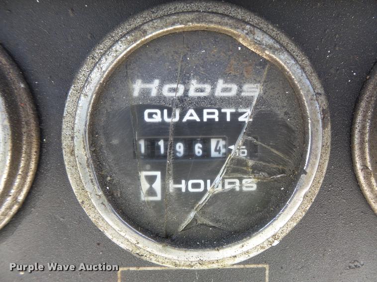 image for item K7559 2001 Ford F450 XL Super Duty tire service truck