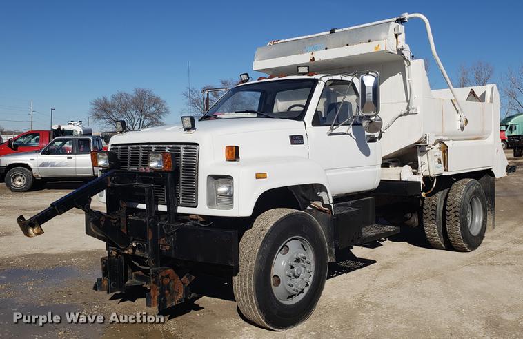 image for item AV9360 2002 GMC C7500 dump truck