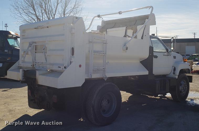 image for item AV9360 2002 GMC C7500 dump truck