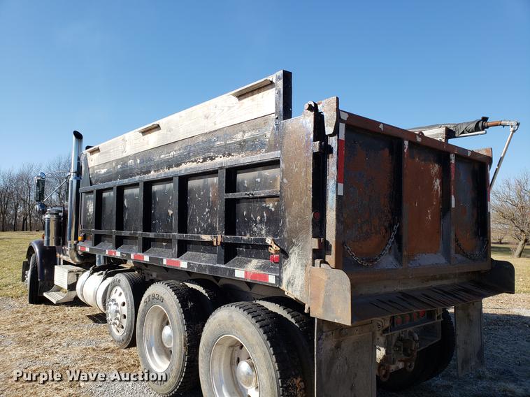 image for item AV9380 1994 Freightliner FLD 120 Classic dump truck