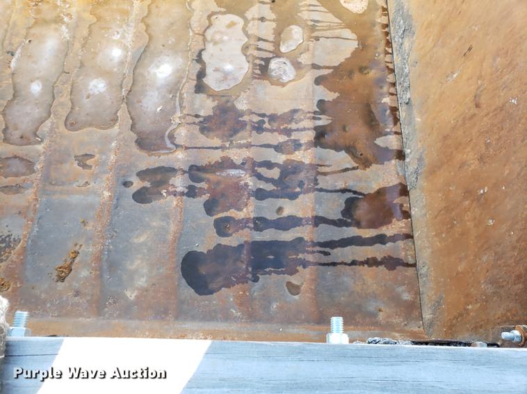 image for item AV9380 1994 Freightliner FLD 120 Classic dump truck