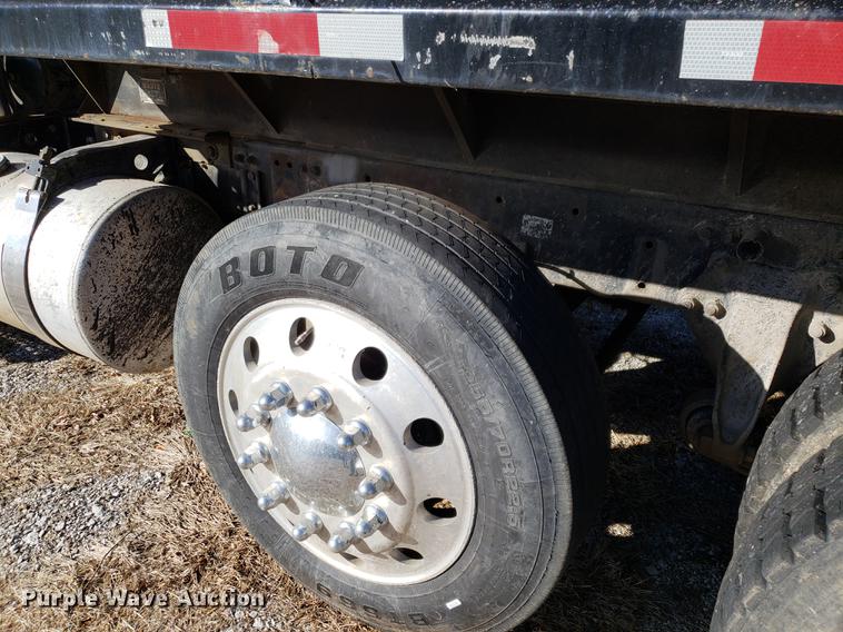 image for item AV9380 1994 Freightliner FLD 120 Classic dump truck