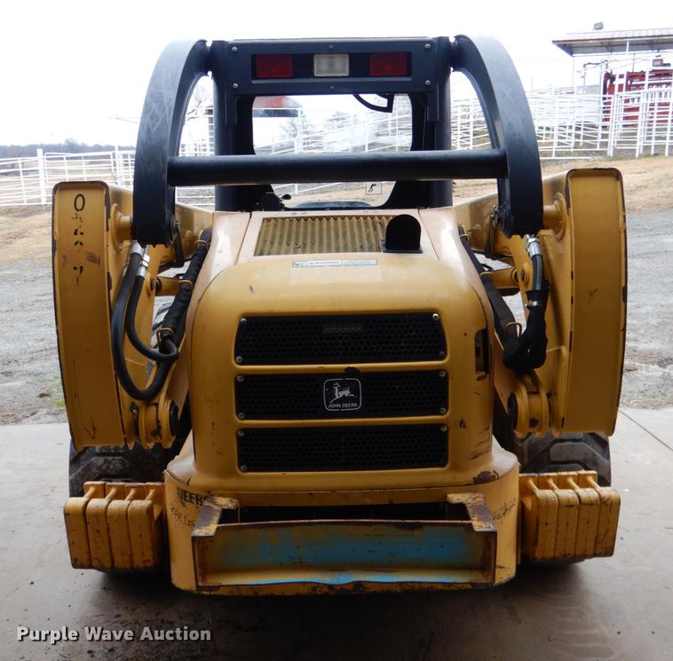 image for item BE9311 2000 John Deere 260 skid steer