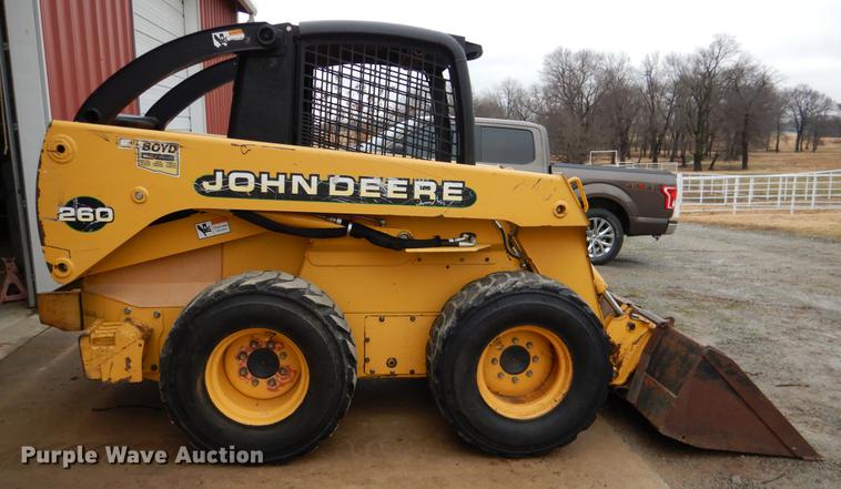 image for item BE9311 2000 John Deere 260 skid steer