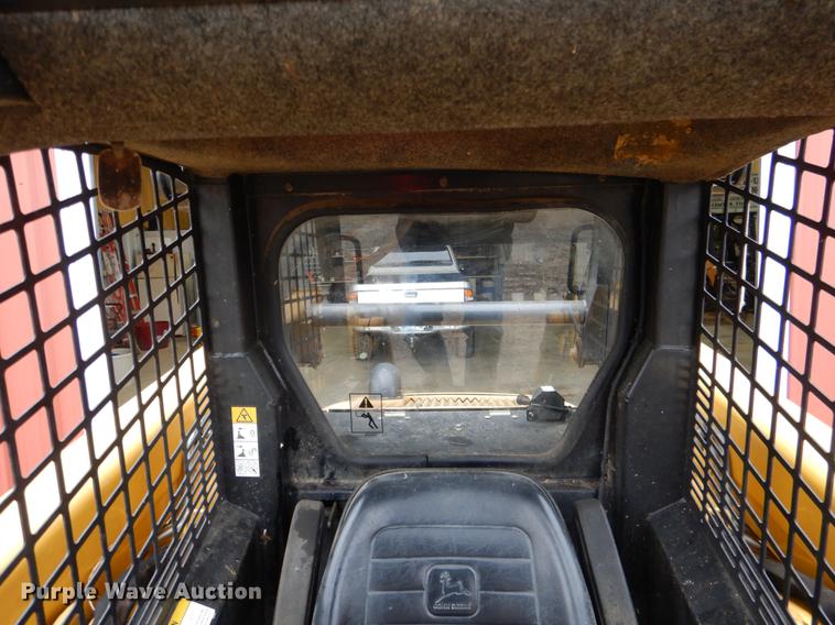 image for item BE9311 2000 John Deere 260 skid steer