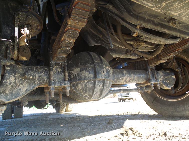 image for item DB2153 1993 International 4800 digger derrick truck