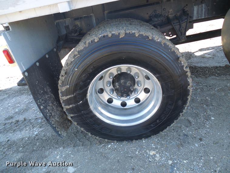 image for item DB2153 1993 International 4800 digger derrick truck