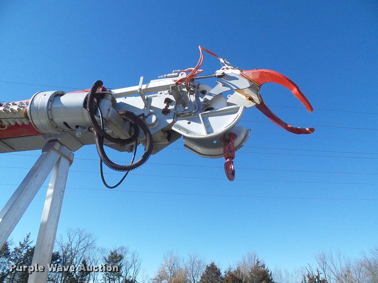 image for item DB2153 1993 International 4800 digger derrick truck