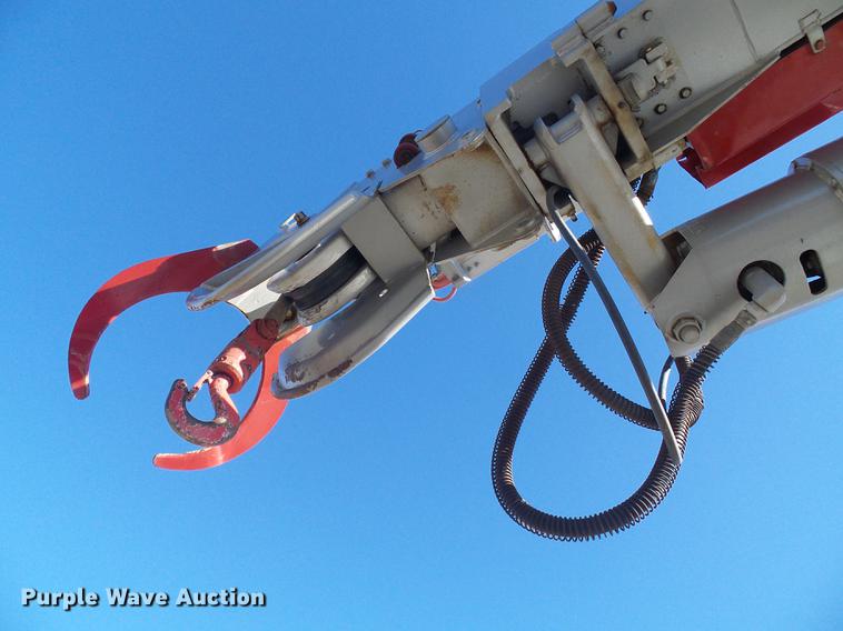 image for item DB2153 1993 International 4800 digger derrick truck