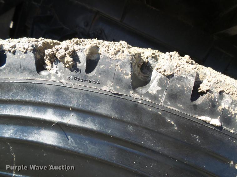 image for item DB2153 1993 International 4800 digger derrick truck