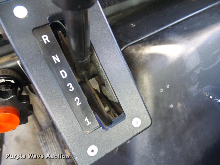 image for item DB2153 1993 International 4800 digger derrick truck