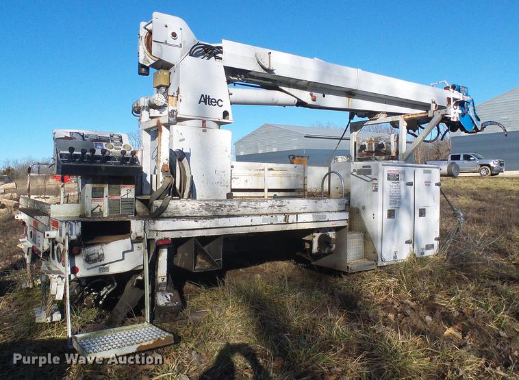 image for item DB2159 Altec D945 digger derrick bed