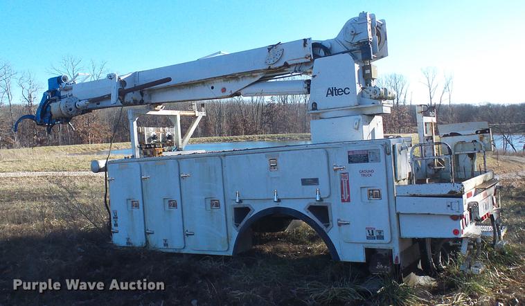 image for item DB2159 Altec D945 digger derrick bed