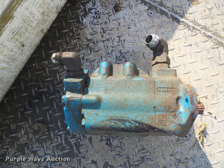 image for item DB2159 Altec D945 digger derrick bed