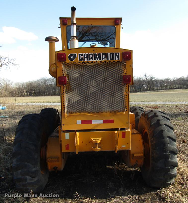 image for item DB6998 1988 Champion 710A motor grader
