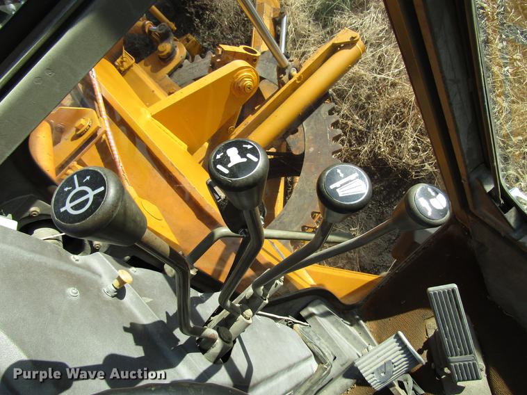 image for item DB6998 1988 Champion 710A motor grader