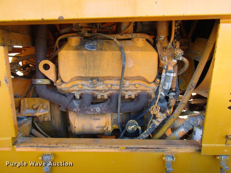 image for item DB6998 1988 Champion 710A motor grader