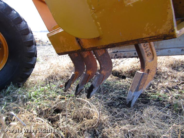 image for item DB6998 1988 Champion 710A motor grader