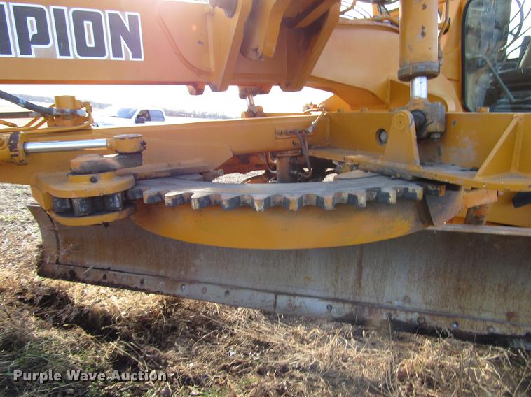 image for item DB6998 1988 Champion 710A motor grader
