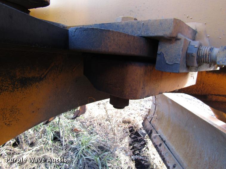 image for item DB6998 1988 Champion 710A motor grader