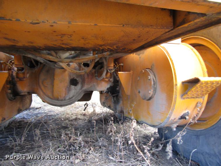 image for item DB6998 1988 Champion 710A motor grader