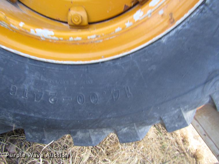 image for item DB6998 1988 Champion 710A motor grader